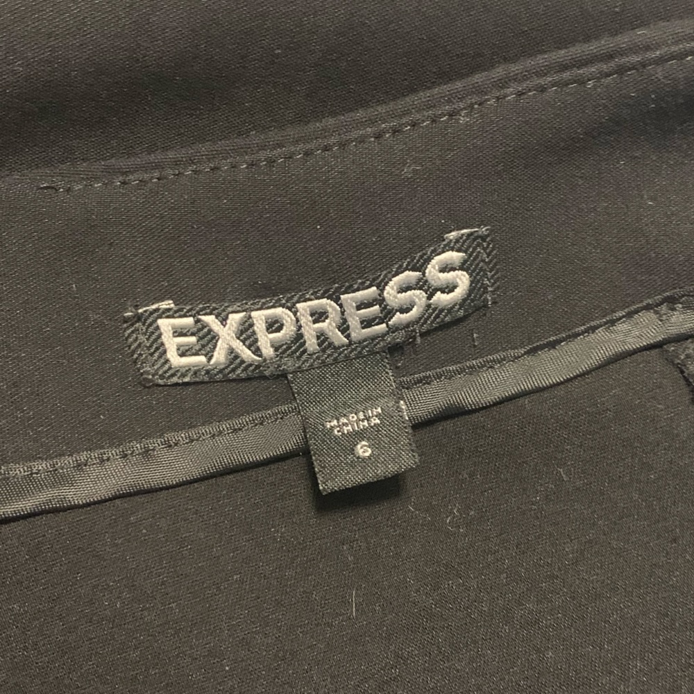 Express Skort - Picture 5 of 5